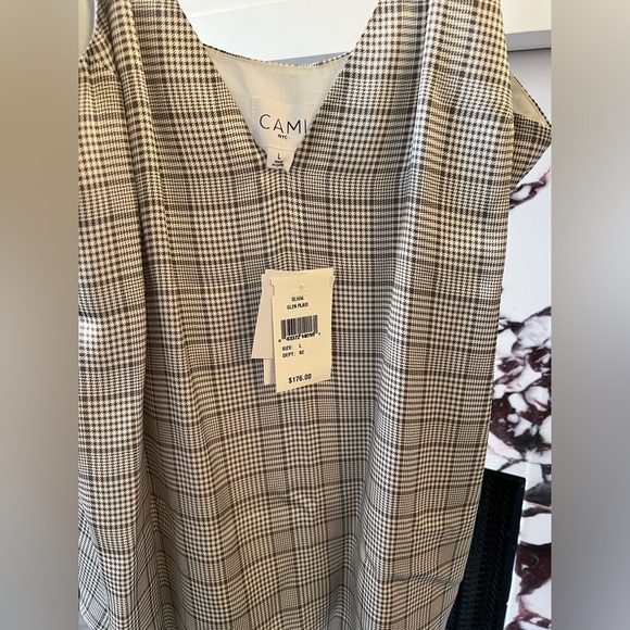 NWT Cami NYC 100% silk blazer and tank set - Picture 6 of 6